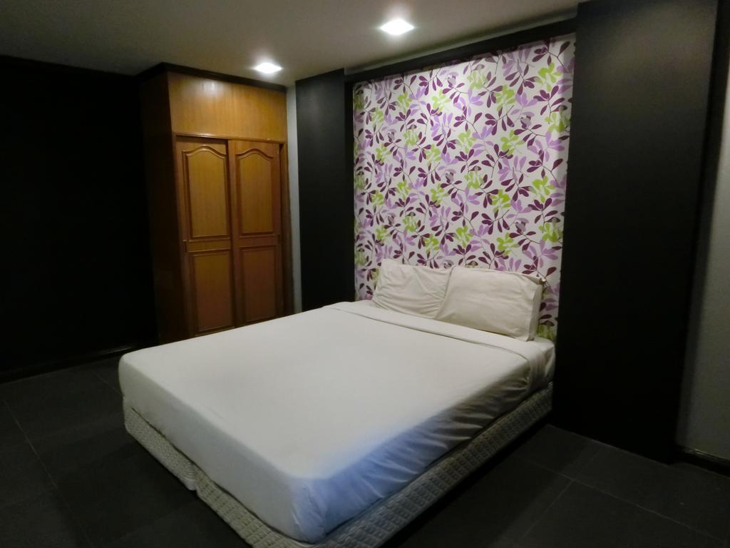 Newyork Suite Hotel Ban Ko  Dış mekan fotoğraf